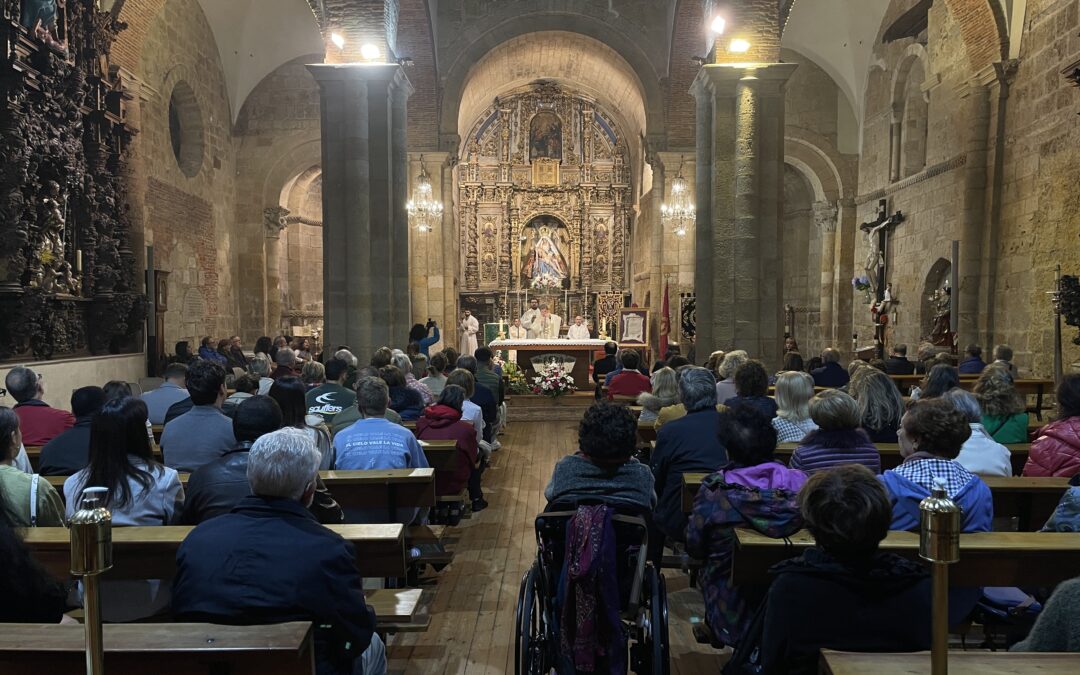 I Aniversario de la Coronación Canónica de la Virgen del Mercado.